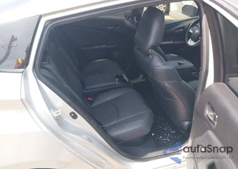 2018 Toyota Prius Prime Premium z USA, uszkodzony, nr VIN JTDKARFP7J3100143